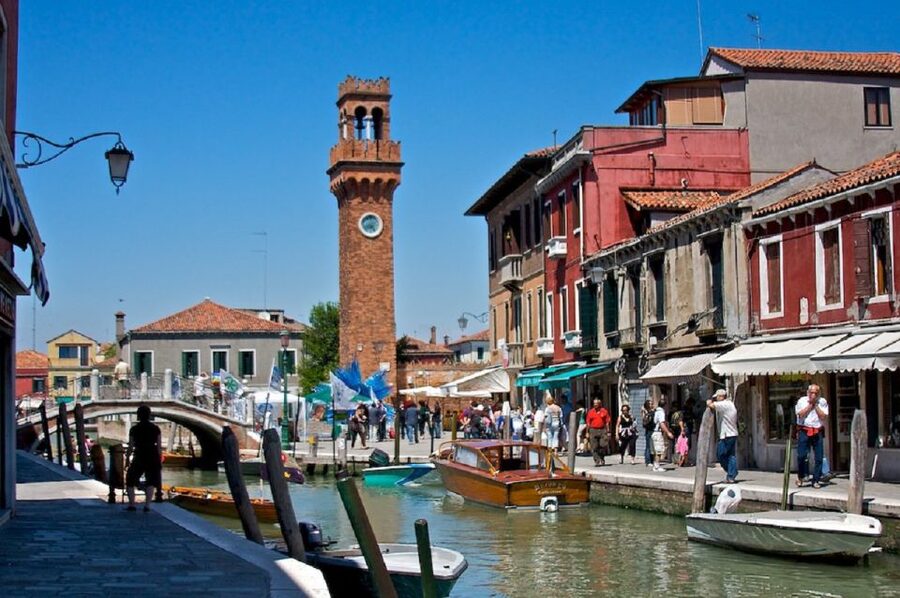 Venice: Guided Islands Cruise to Murano, Burano & Torcello - The Guide Can Make or Break the Day