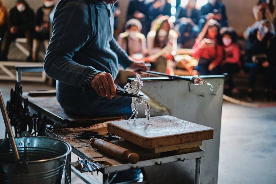 Venice: Murano & Burano Panoramic Boat Tour w/ Glassblowing - Commentary, timing, and the feel of the group
