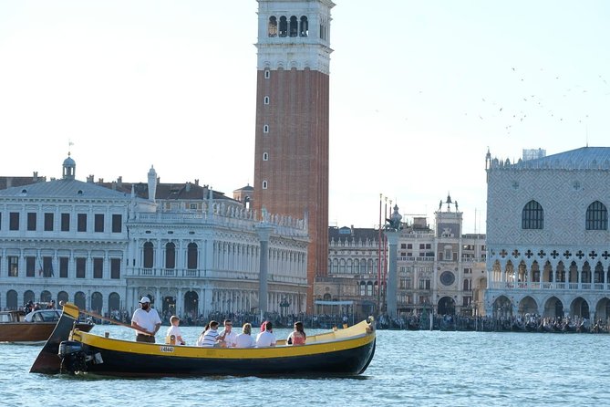 Venice Sunset Cruise by Typical Venetian Boat with Prosecco - Leaving Ospedale and reaching the open lagoon