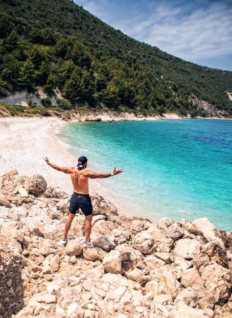 Vlorë: Sazan Island, Haxhi Ali Cave, and Karaburun Boat Tour - Sazan Island, beaches and a military past