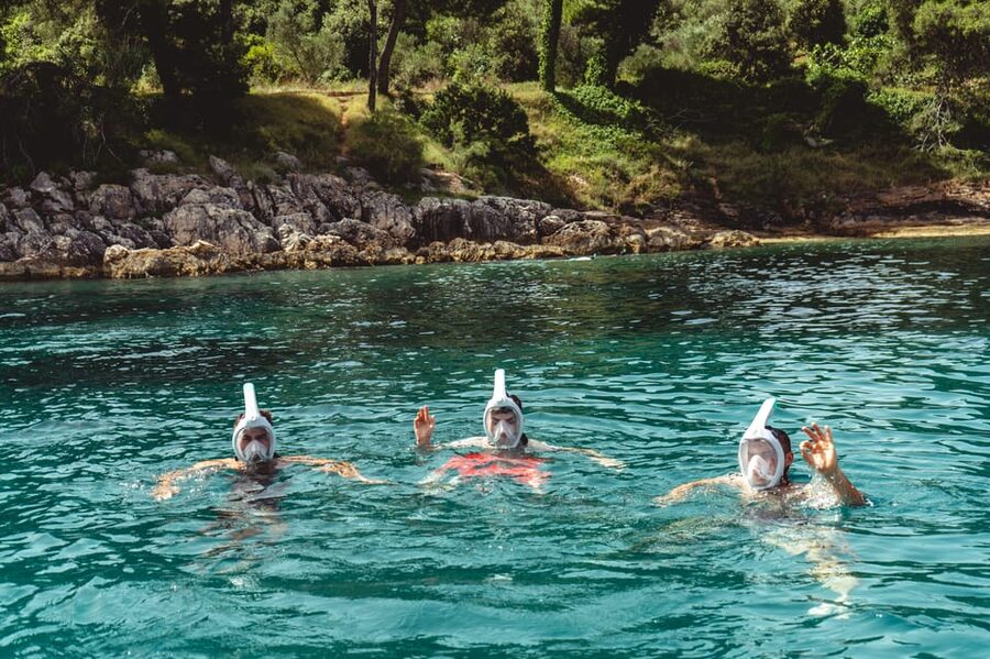Zadar: 3 Islands Luxury Boat Tour with Aperol Spritz - The small-group advantage, and its limits