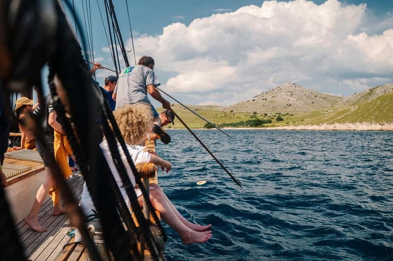 Zadar: Boat Tour with Unlimited Wine & 3 Stops - Why this four-hour boat trip works so well