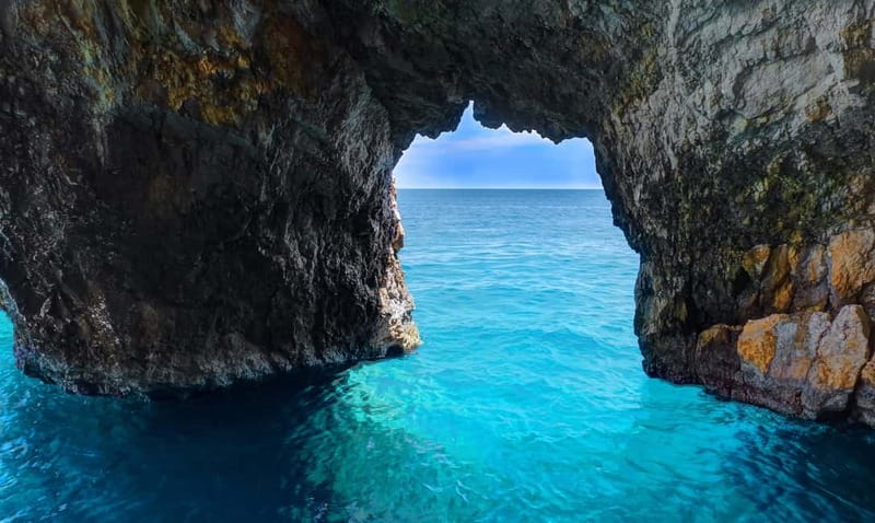 Zakynthos: Turtle Spotting Cruise with Glass-Bottom Boat - Passing through the Keri Caves and Kamares arches