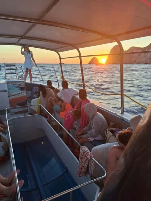 Zakynthos: Turtle Spotting, Marathonísi & Keri Caves Cruise - Timing, meeting point, and the parking problem