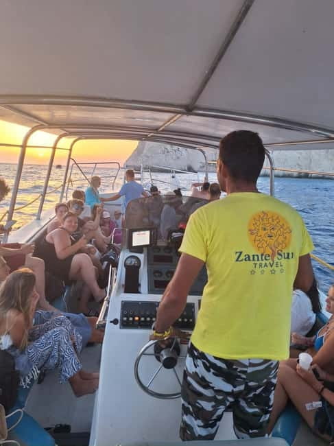 Zakynthos: Turtle Spotting, Marathonísi & Keri Caves Cruise - What the glass-bottom boat is really like